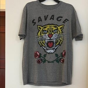 Eighty Eight Gray Tiger & Rose Graphic Tee – Size Large 🌹👕⚡️